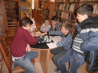 Четвертий день Бібліотечного шахового турніру!