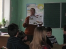 Валентина Шевченко проводить гру з учнями 2-А та 2-Б класів гімназії «Галицької»